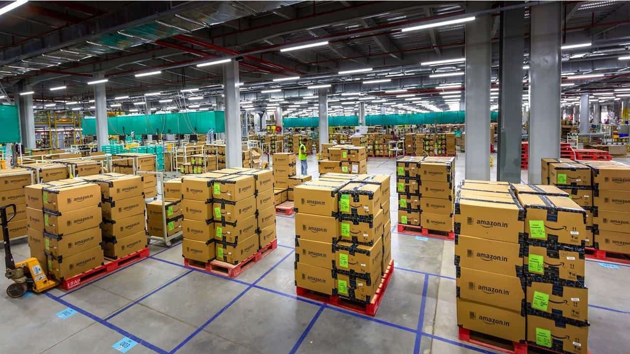 Amazon, Flipkart Sales Generate Rs 19,000 Crore