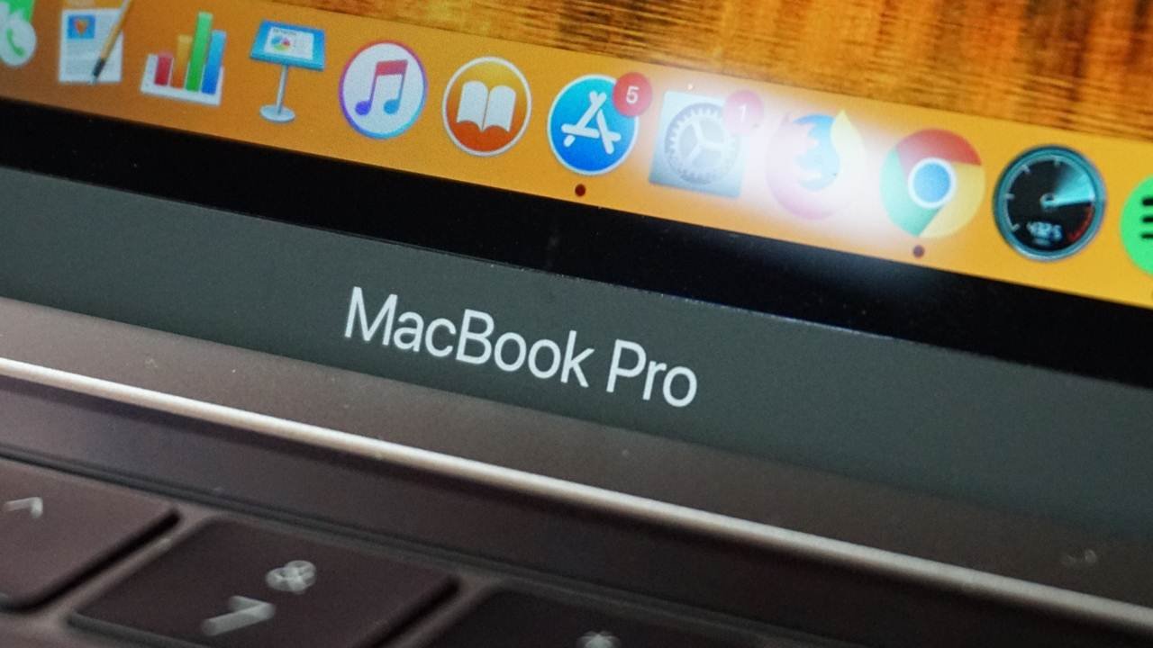 Apple Likely To Unveil Its 16 Inch Mac Book Pro