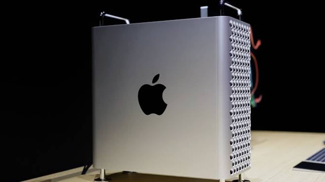 Mac Pro Appears In D J Calvin Harris' Studio