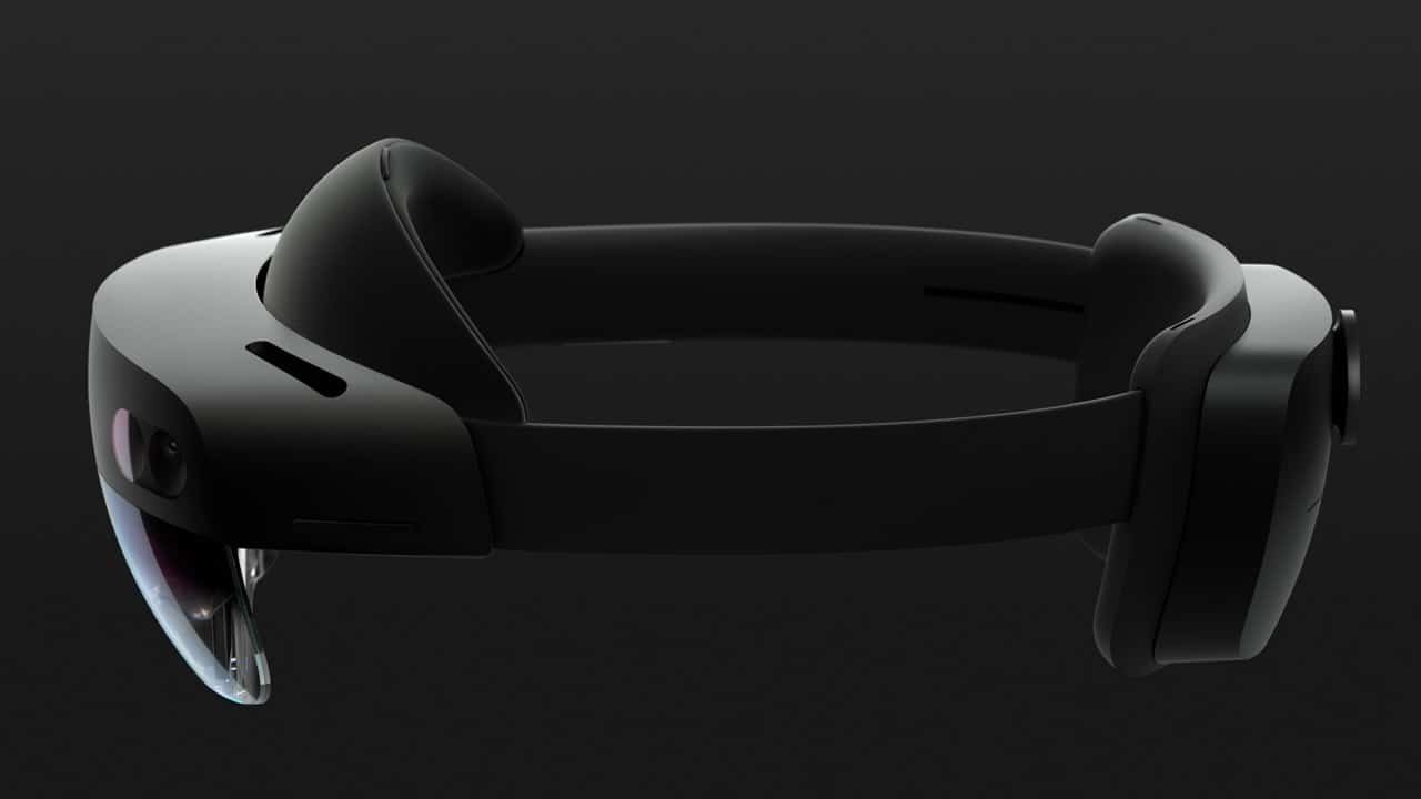 Microsoft Starts Shipping Holo Lens 2 Reality Headset