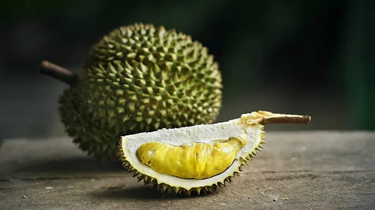 This Fruit Can Charge Your Phone's Battery