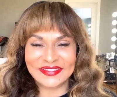 Beyonces Mother Tina Lawson Mocked For Reported Facelift