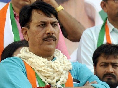 Congress Suspends Five Rebel Mlas In Gujarat