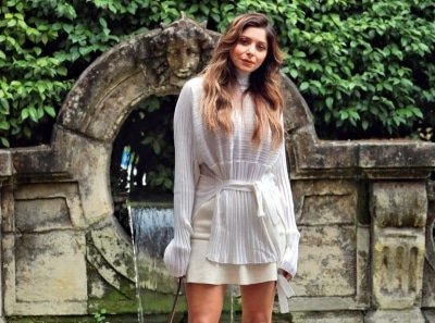 Covid 19 Kanika Kapoor Slammed By Social Media For Being Irresponsible