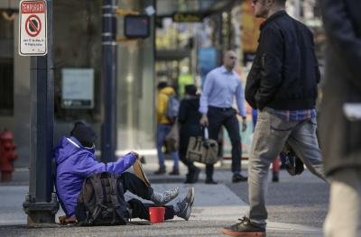 Indian American Teen Raising Funds For Sanitary Kits For Homeless