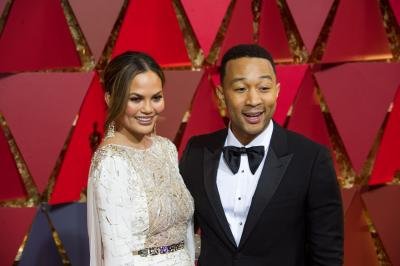 John Legend Chrissy Teigen Host Wedding For Daughters Stuffed Animals