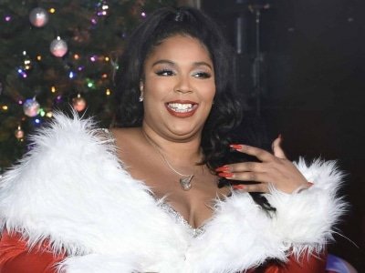 Lizzo Urges People To Spread Love Amid Covid 19 Crisis