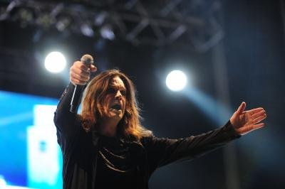 Ozzy Osbourne Cancels Parkinsons Treatment Trip Due To Covid 19
