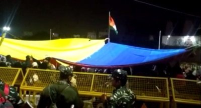 Petrol Bomb Hurled At Barricades Near Shaheen Bagh Protest Site