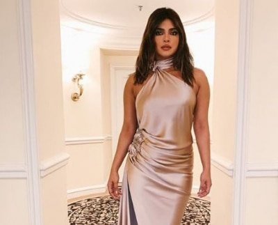 Priyanka Chopra Washes Hands While Singing Song Penned By Hubby Nick