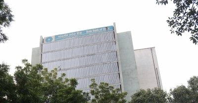 Sbi Employees Pledge Rs 100 Cr To Pm Cares Fund