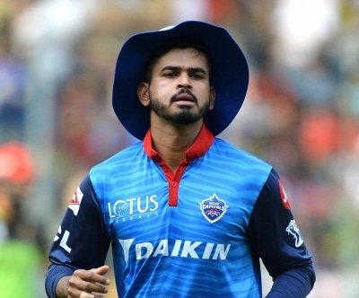 Shreyas Iyer Turns Into Magician Amid Coronavirus Outbreak
