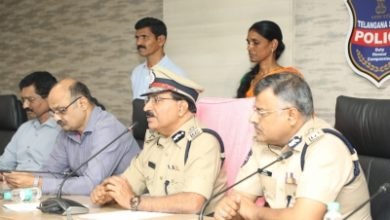 Telangana Police Officer Son Flout Quarantine Alert In Ap Too