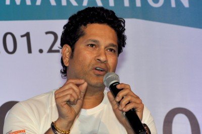 Tendulkar Joins Whos Safe Hands Challenge