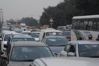 Up Man Complains Of Traffic Jam Gets To Manage Instead