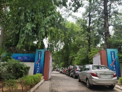 Yes Bank Allots Shares To Sbi 7 Private Banks