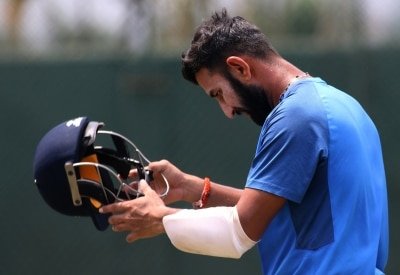 Covid 19 Forces Gloucestershire To Call Off Deal With Pujara