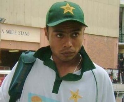Covid 19 Kaneria Asks Yuvraj Bhajji To Help Minorities In Pakistan