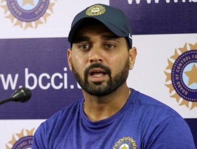 Csk Dressing Room Has Always Comprised Of Legends Says Vijay