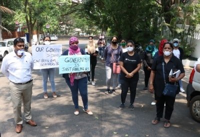 Families Of Seafarers Protest Outside Goa Cms Residence