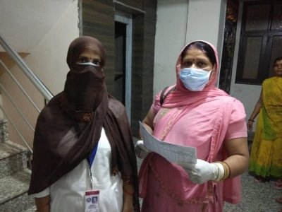Frontline Workers In Corona War In Ups Hinterland Risk Lives To Collect Vital Info Ians Special