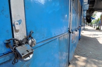 Himachal Allows Shops Except Shopping Malls To Reopen