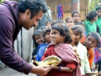 In Jharkhand Hot Meals On Wheels For Lockdown Affected