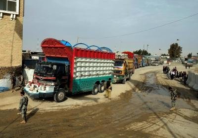 Pak Allows Cargo Trucks To Cross Over Into Afghanistan