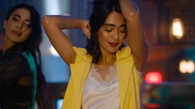 Sayani Gupta Finds It Hard To Laugh On Cue