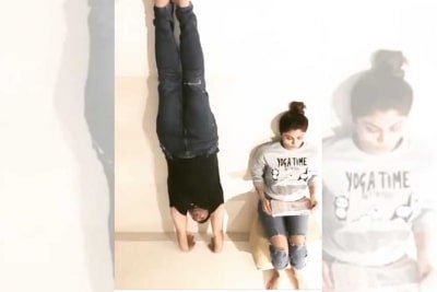 Shilpa Shetty Hubby Give Handstand A Funny Spin
