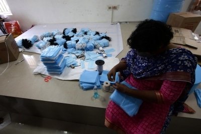 Up Lawmakers Give Funds For Journos Masks