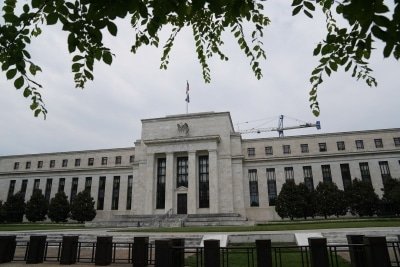 Us Fed Official Urges Large Banks To Raise Capital