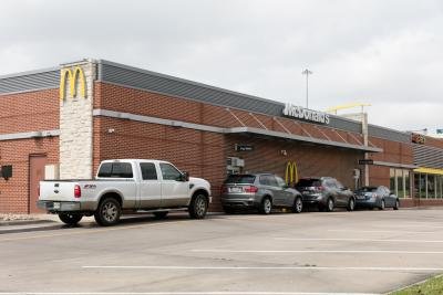 12 Aus Mcdonalds Shut After Delivery Driver Tests Covid 19 Positive