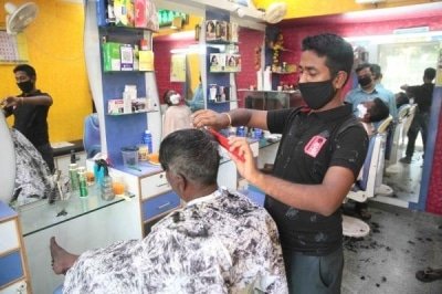 Barber Shops Salons Open And Then Shut Again In Lucknow