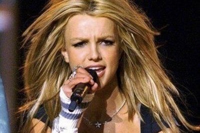 Britney Spears Re Releases Her 2016 Song Mood Ring
