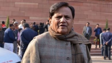 Business Lobby Not Allowing Migrants To Go Home Ahmed Patel