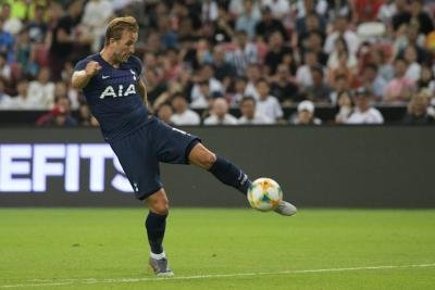 Happy To Start Training In Small Groups Says Harry Kane