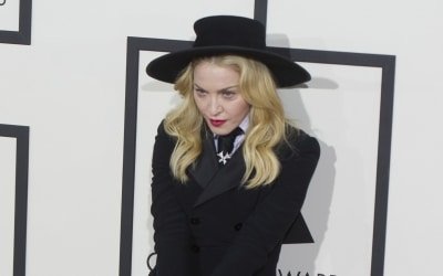 Madonna To Breathe In Covid 19 Air After Test Shows She Has Antibodies
