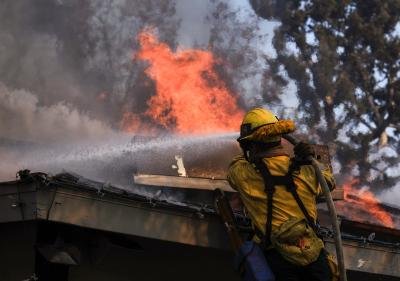 Multiple Firefighters Injured In Los Angeles Explosion