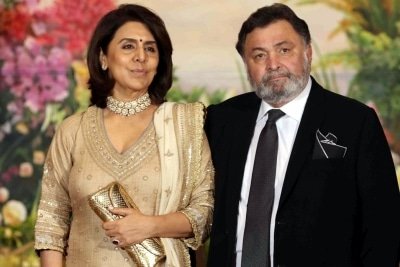 Neetu Kapoor Thanks Doctors For Taking Care Of Rishi Kapoor