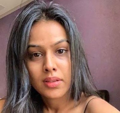 Nia Sharma Those Blessed With Good Looks Dont Click A Lot Of Selfies