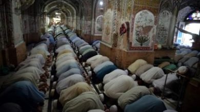 Pak Clerics Announce Resumption Of Congregational Prayers At Mosques