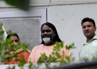 Probe Against Daati Maharaj For Pooja At Temple Amidst Lockdown