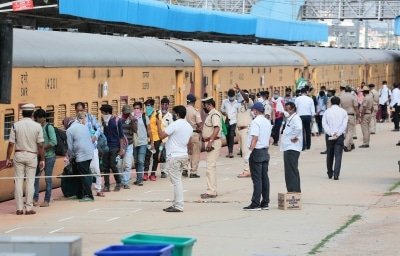 Rlys Has Ferried 2 6 Lakh Workers In 261 Shramik Specials Since May 1