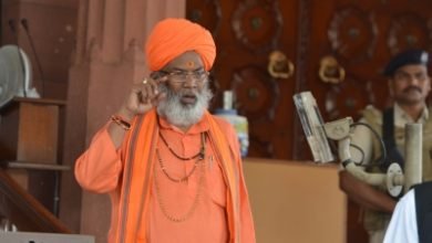 Sakshi Maharaj Questions Up Order To Allow Sale Of Paan Masala