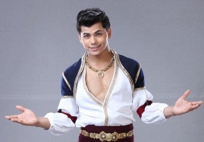 Siddharth Nigam To Bake A Cake For Mom On Mothers Day