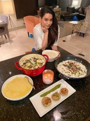 Soundarya Sharma Prepares Eid Delicacies In Los Angeles