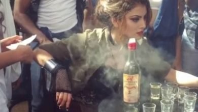 When Urvashi Was Shouted At For Not Knowing How To Smoke