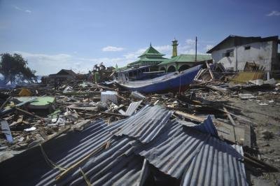 5 8 Magnitude Quake Strikes Indonesia