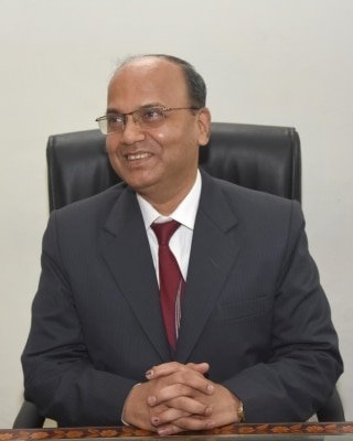 Amid Rising Covid Cases Ktaka Tweaks Entry Rules Yet Again